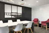 La Quinta Inn & Suites by Wyndham Selma/Smithfield I-95 Hotels in Johnston County