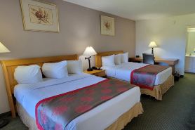 Ramada by Wyndham & Suites Warner Robins