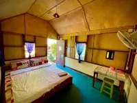 Rainbow House Pai