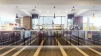 Clayton Hotel Cardiff - bar