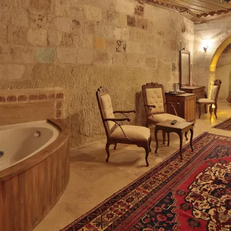 Phocas Cave Suites