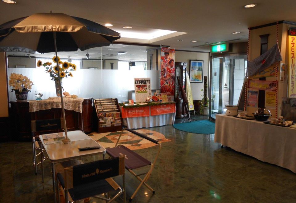 Niigata Hotel Terminal Art InnOver view