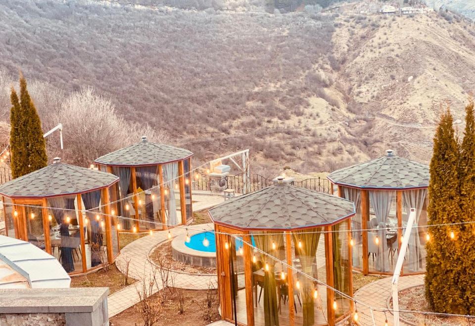 Avagyan's Hotel-Restaurant - Housity