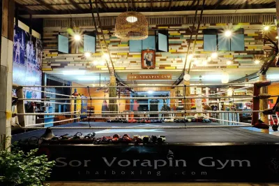 Sor Vorapin Muay Thai Home Hotel a Wat Chalo