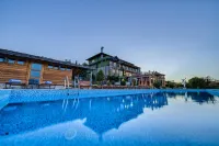 Ampelo Resort - Pools