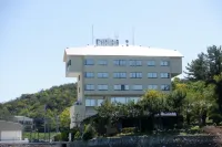 松島溫泉 松泉飯店 浪漫館 日本一の 天草四郎像附近的飯店