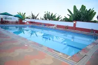 Meru Slopes Hotel