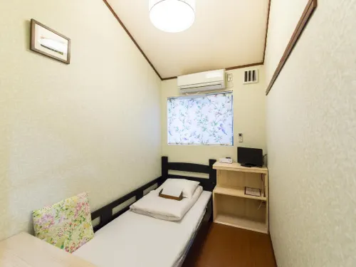 Woman Only Guesthouse Nanohana (Female Only)