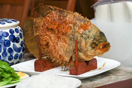 Ben Tre Farm Stay Отели в г. Giong Trom District