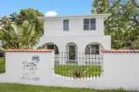 The Med Crescent Head Hotels in Crescent Head