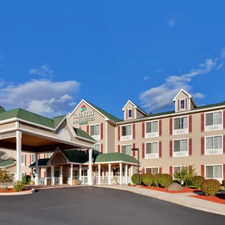 Country Inn & Suites by Radisson, Lake George Queensbury, NY