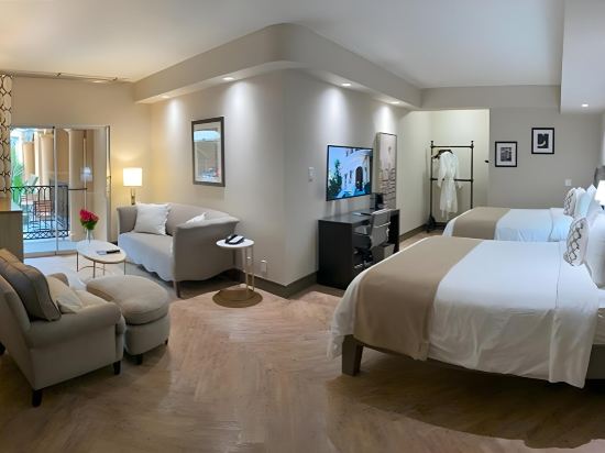 Hollywood Hotel