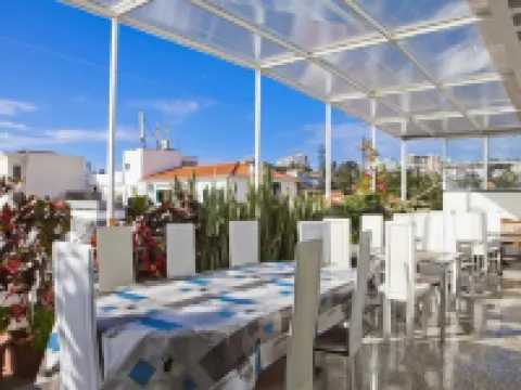 Residencial Colombo โรงแรมในฟุงชาล