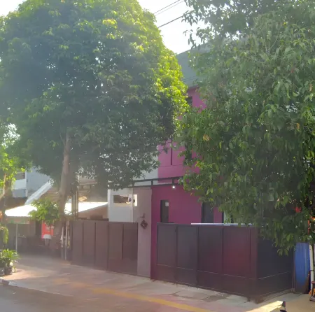 SHAKTI SLEEP YOGYA Отели в г. Джокьякарта