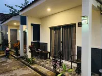 Robiu Bed & Breakfast - parking