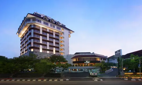 Hotel Santika Premiere Semarang