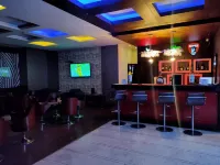 Hotel DS Clarks Inn Gurgaon - Quầy bar