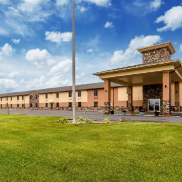 Quality Inn Newton at I-80