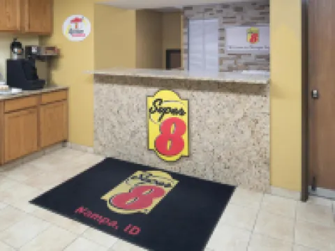ซุปเปอร์ 8 บายวินด์แฮม นัมปา โรงแรมในแนมปา