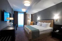 Holiday Inn Chelyabinsk (Холидей Инн Челябинск) Отели в г. 