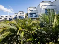 Corrigans Cove Hotels in 