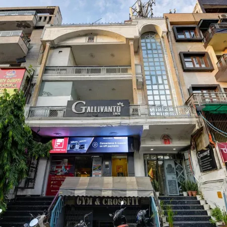 Gallivanto inn - Rohini Отели рядом с достопримечательностью «Северный Дели»