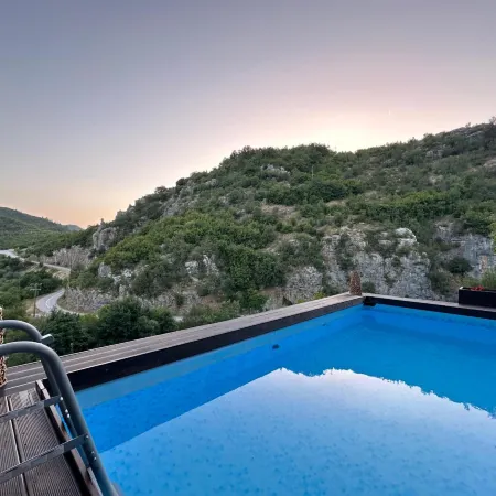 Kipi Mountain Resort Отели в г. Тимфея