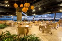 Hotel Three Sixty - Breakfast