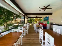 Bentrina Diving Resort - breakfast