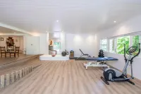 Brenaissance Wine & Stud Estate - Træningscentre