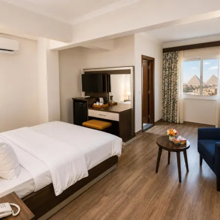 Pyramid Edge Hotel & Exclusive Pyramids View Rooftop