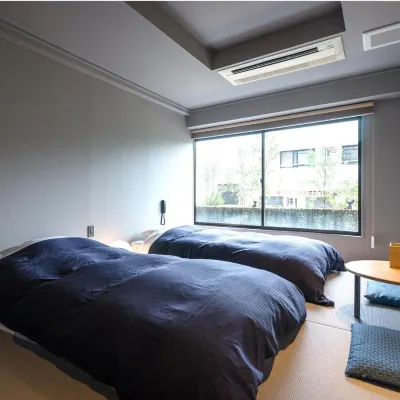 Resters Bed&Co. Hotels near Lake Ezu
