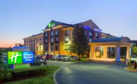 Holiday Inn Express & Suites Auburn Hotels in Worcester