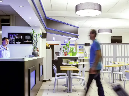 Ibis Budget Alès Saint-Christol Отели в г. Торнак