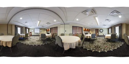 Staybridge Suites Phoenix - Glendale Sports Dist Отели в г. Глендейл