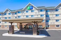 Holiday Inn Express & Suites Fredericton Hotel a Hanwell