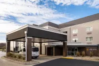 La Quinta Inn & Suites by Wyndham Knoxville Airport Hotels in Alcoa