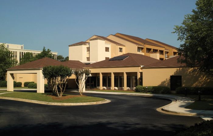 Courtyard Atlanta Executive Park/Emory
