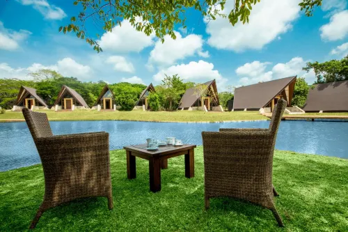 Liyya Water Villas Hotels in Arangala