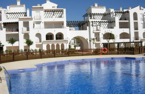 塔樓高爾夫度假村頂層公寓 - 卡明之家