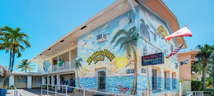 Greniers Hotels in Hollywood