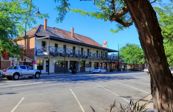 艾什頓汽車旅館