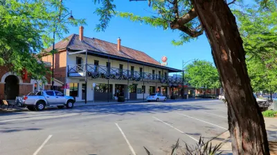 Ashton Motel