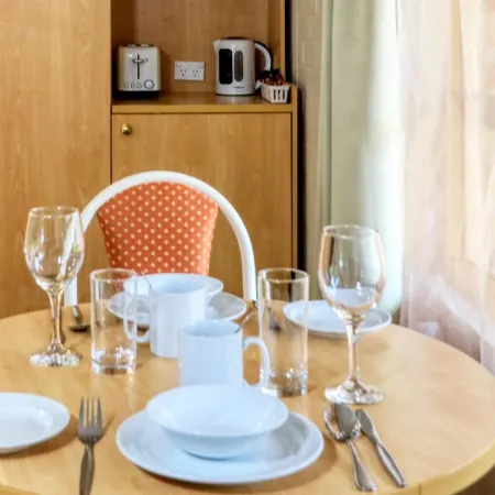 Country Gardens Motor Inn