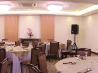 The Plaza Hotel Balanga City Hotels in Orani
