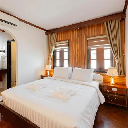 LuangPrabang Center Hotel Отели рядом с Аэропорт Луангпхабанг