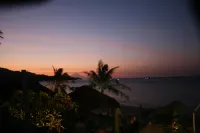 Silver Fern Beach Retreat - Ocean View