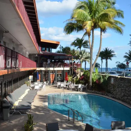 Sea Club Ocean Resort Отели рядом с достопримечательностью «Боннет Хаус Музеум & Гарденс»