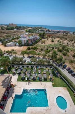 Interpass Vau Hotel Apartamentos Hotels near The Lux Gallery