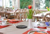 Hotel Haus Kronenthal - breakfast